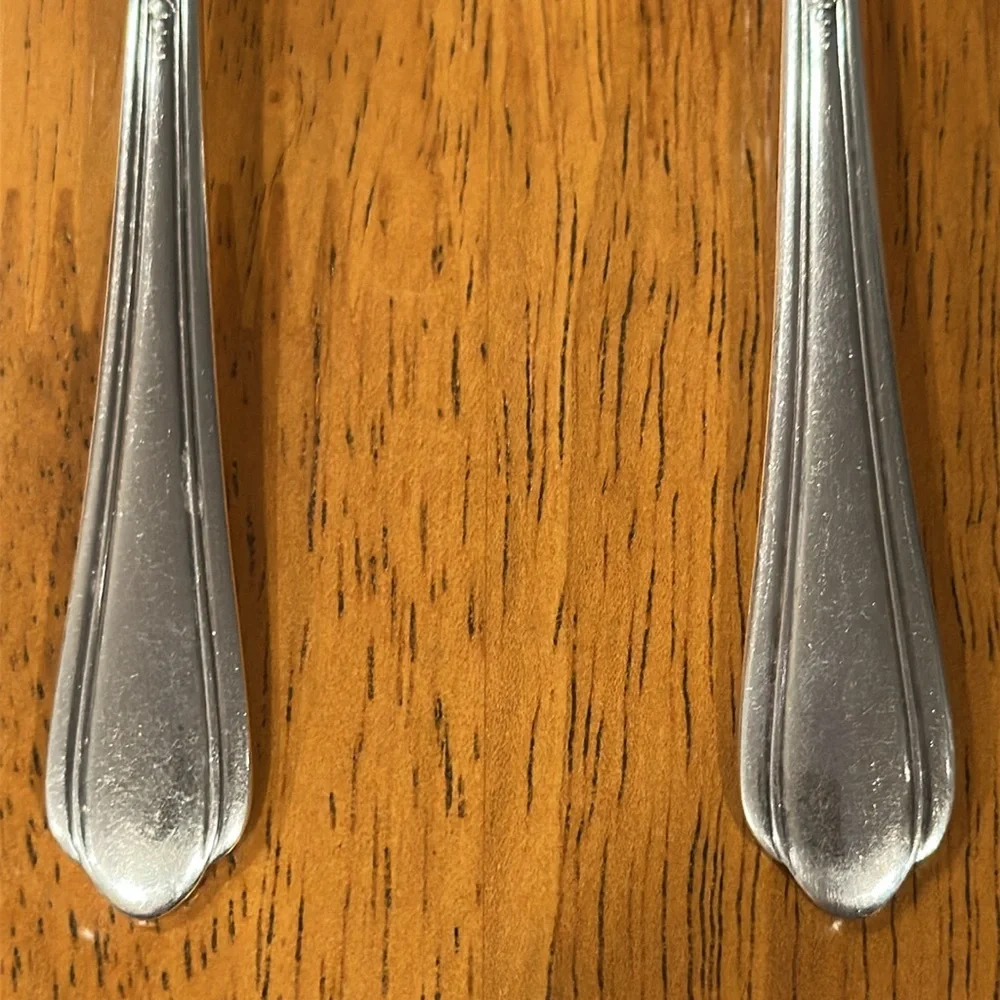 Oneida community made Tudor plate silver salad forks. 6”x1”. Square neck